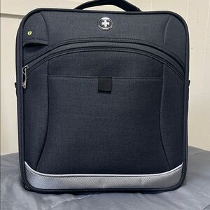 Travel Bag with battery charger